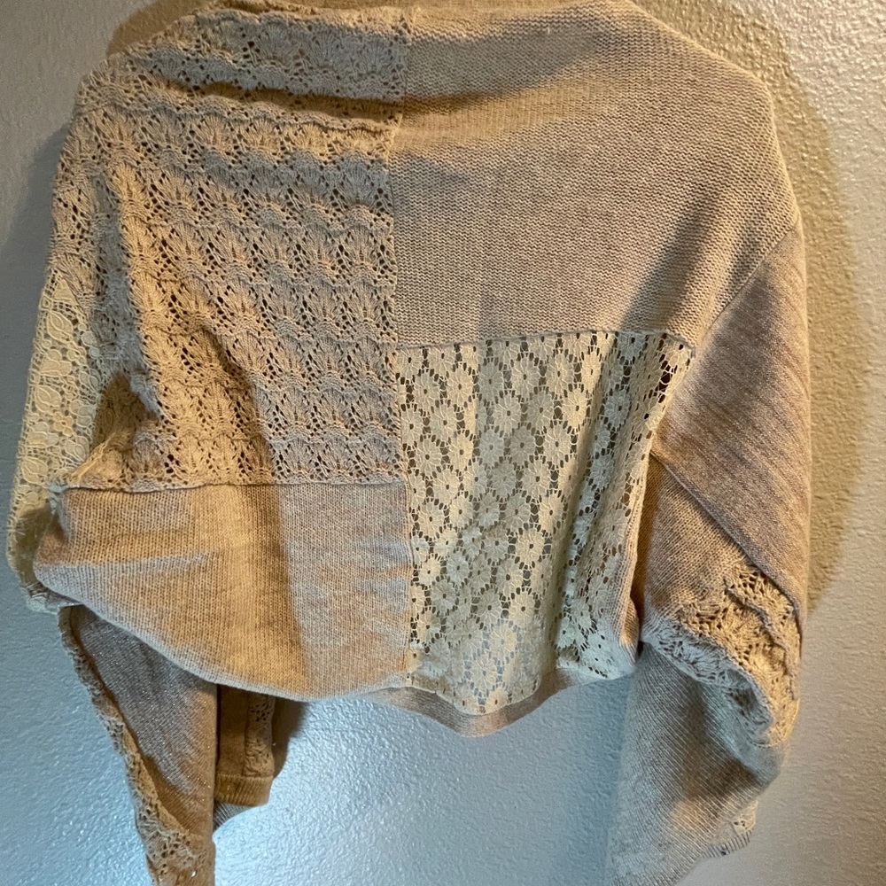 Cardigan/shawl